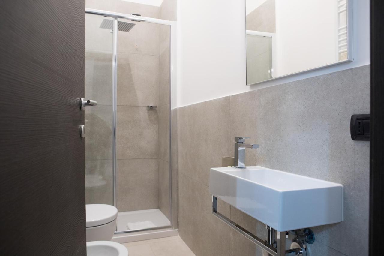 Bespoke Roma Suites Luaran gambar