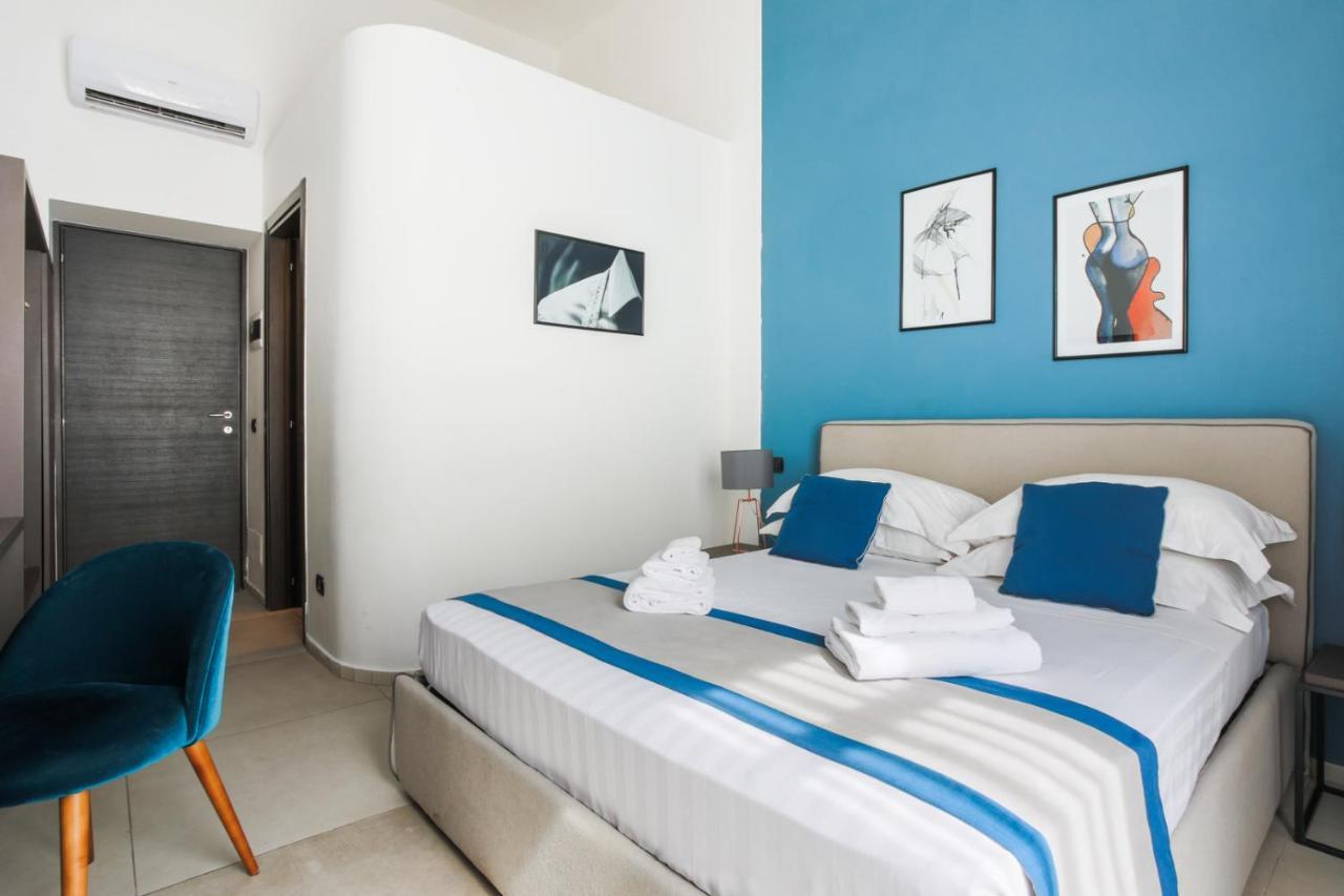 Bespoke Roma Suites Luaran gambar