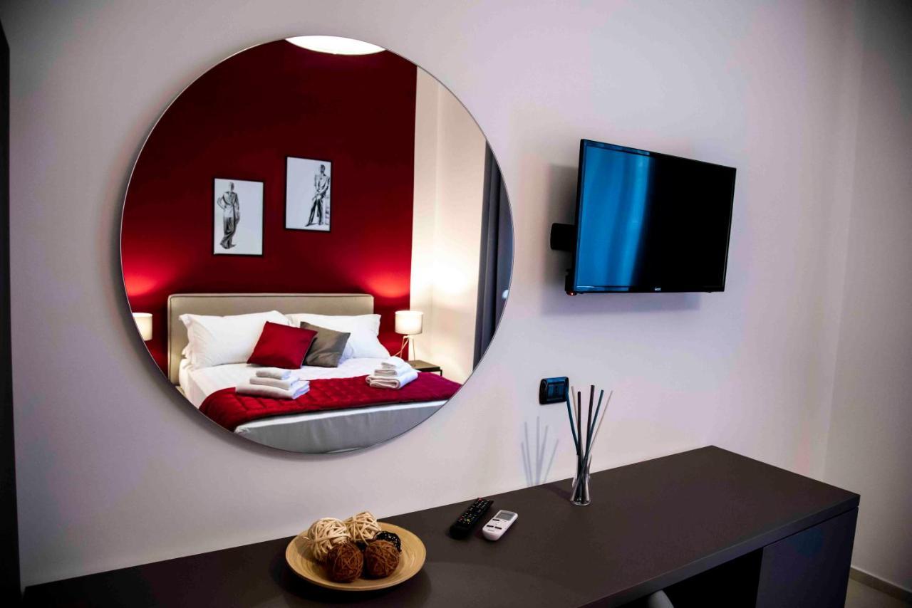 Bespoke Roma Suites Luaran gambar