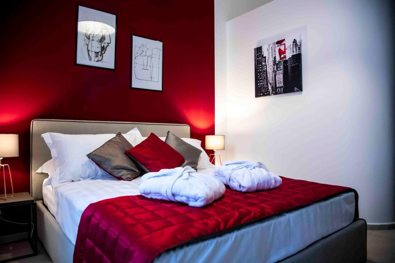 Bespoke Roma Suites Luaran gambar