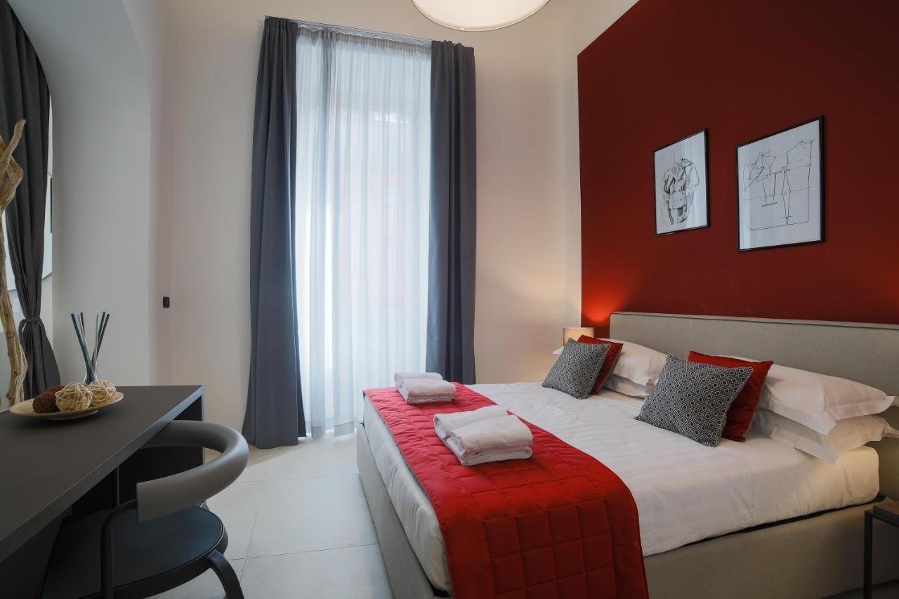 Bespoke Roma Suites Luaran gambar